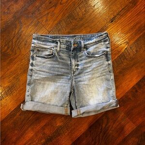 American Eagle skinny Bermuda shorts